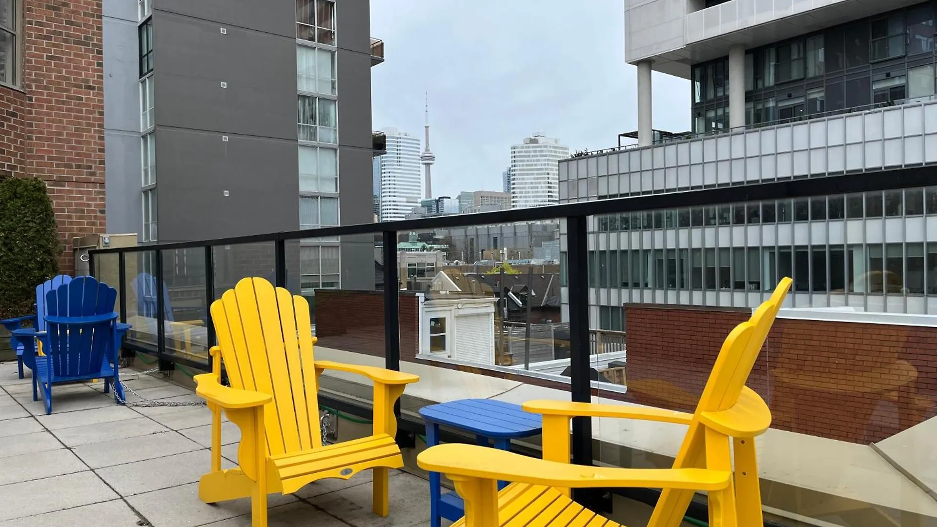 Neill Wycik Hotel छात्रावास Toronto